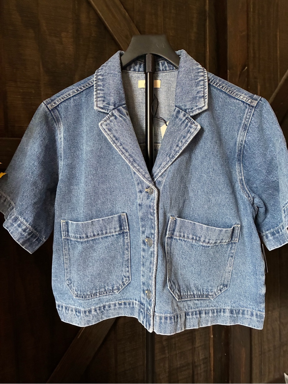 Elan Light Blue Denim Short-Sleeve Jacket. Pit 2 Pit 21 L 22